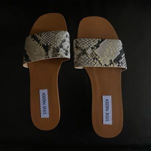 Steve Madden Nikini Sandal